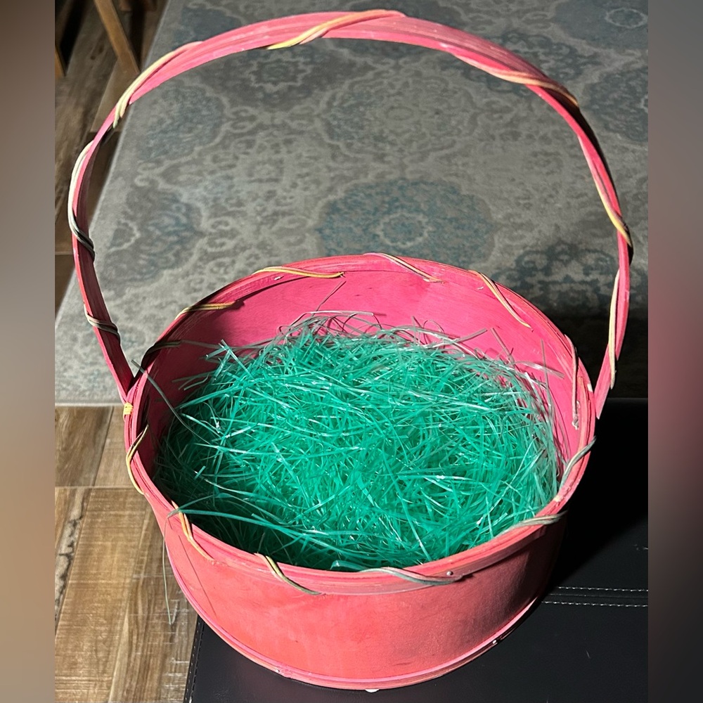 Vintage Pink Round Wood Woven Easter Basket with Handle 11”X5” - Picture 2 of 5